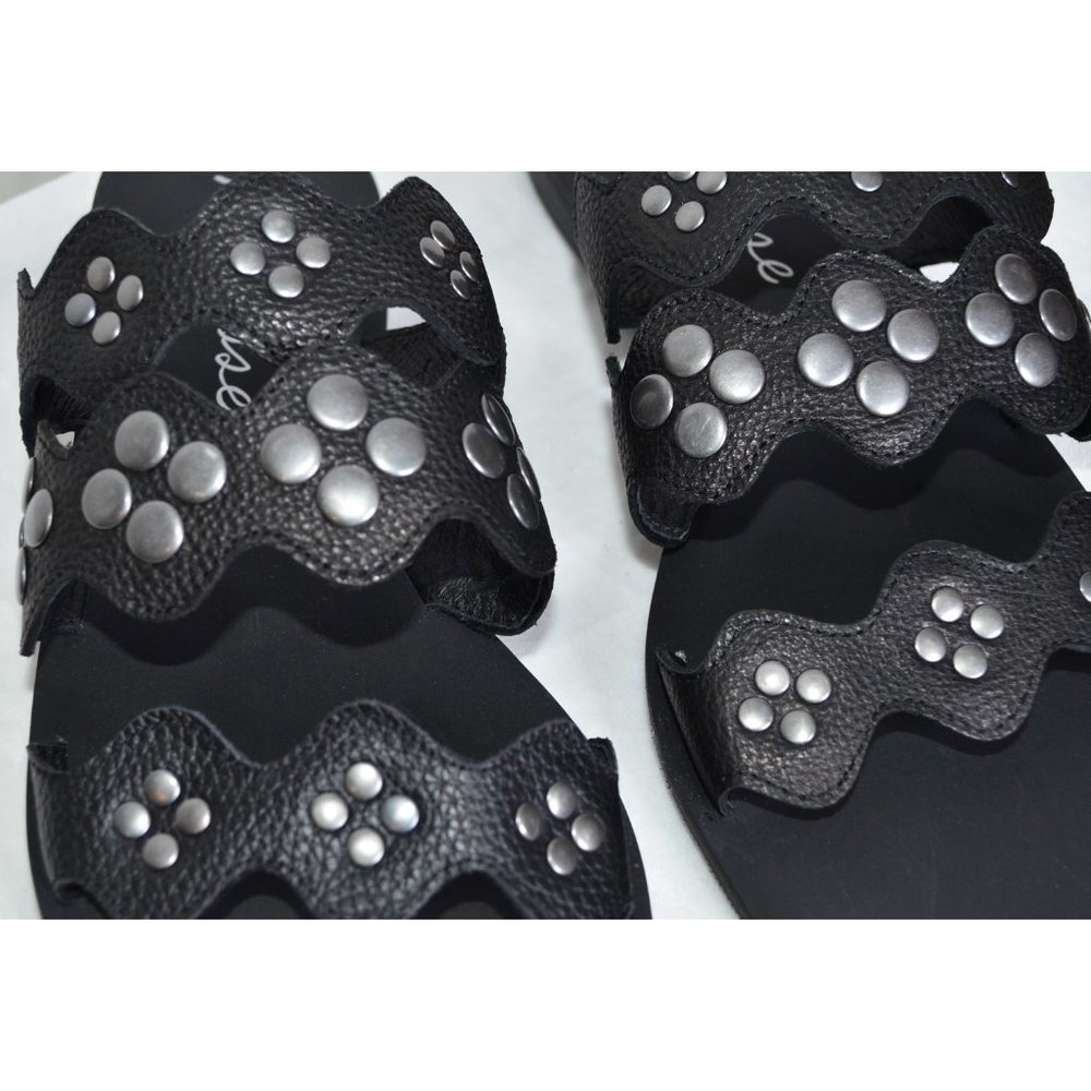 Matisse Wide Eyed Studded Leather Slide Sandals Black 9M - Picture 5 of 11